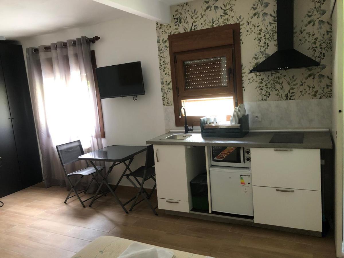 Hostal-Restaurante Fogon De Gredos Гисандо Экстерьер фото